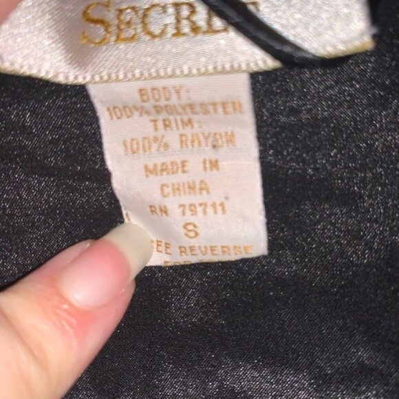 Victoria’s Secret Gold Label Open Front Black Satin Robe Small - Picture 6 of 8